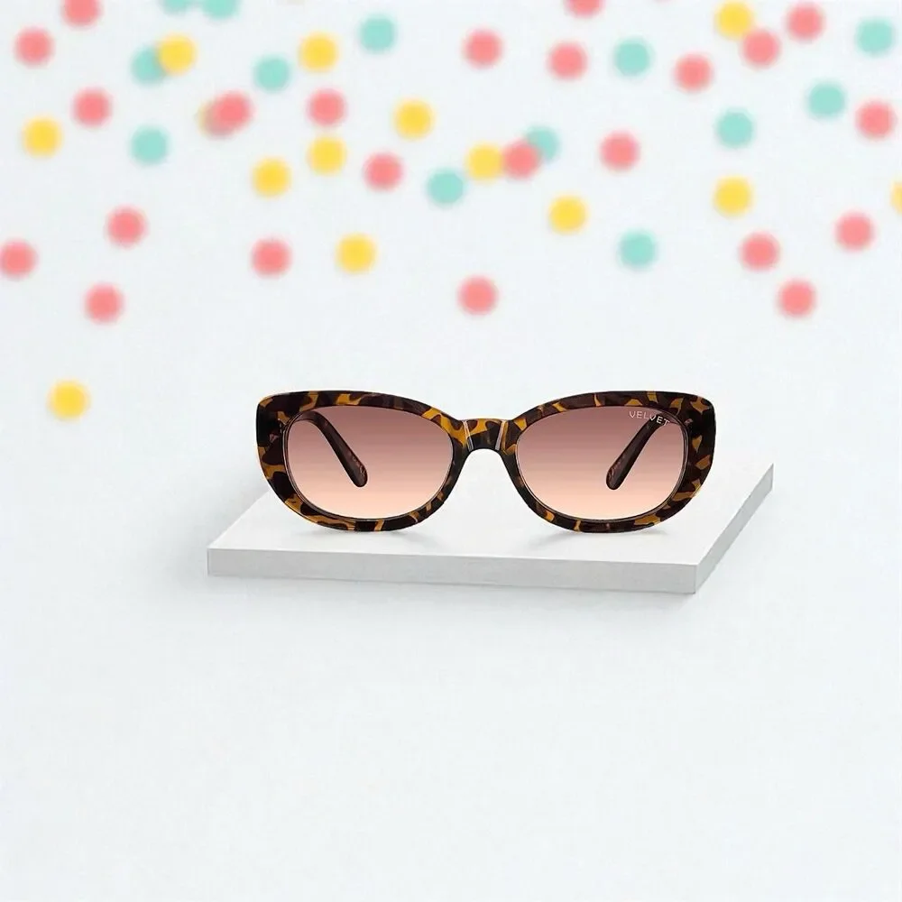VELVET EYEWEAR The Harper Cat Eye Sunglasses in tortoise w/microfiber pouch